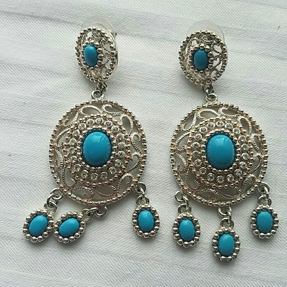 ChinaโEarrings